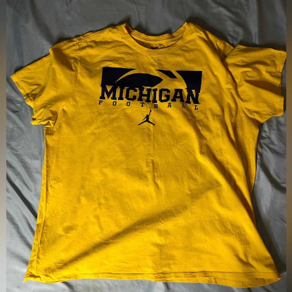 MICHIGAN FOOTBALL 2016 TSHIRT